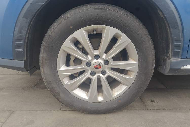 Used Roewe RX5 2018 20T Two-Wheel Drive Automatic Flagship Edition Exterior 4