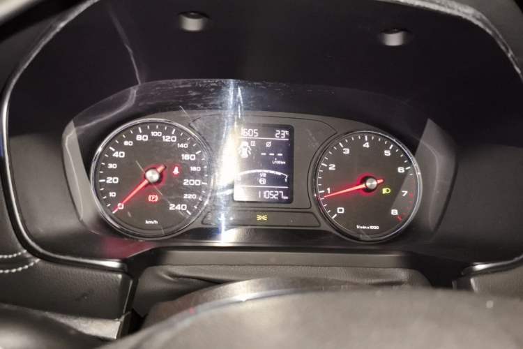 Used Roewe RX5 2018 20T Two-Wheel Drive Automatic Internet Smart Edition Instrument Cluster