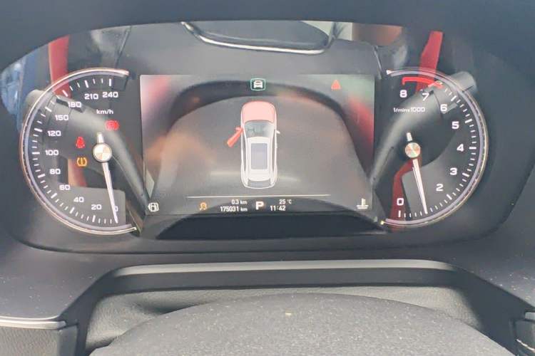 Used Roewe RX5 2018 20T Two-Wheel Drive Automatic Internet Smart Luxury Edition Instrument Cluster