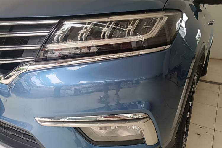 Used Roewe RX5 2018 20T Two-Wheel Drive Automatic Internet Smart Luxury Edition Left Front Headlight
