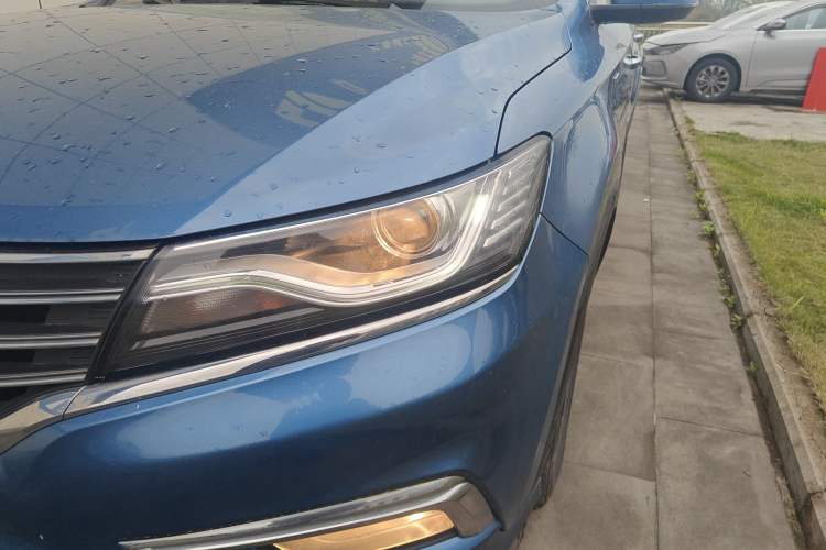 Used Roewe RX5 2018 20T Two-Wheel Drive Automatic Flagship Edition Left Front Headlight