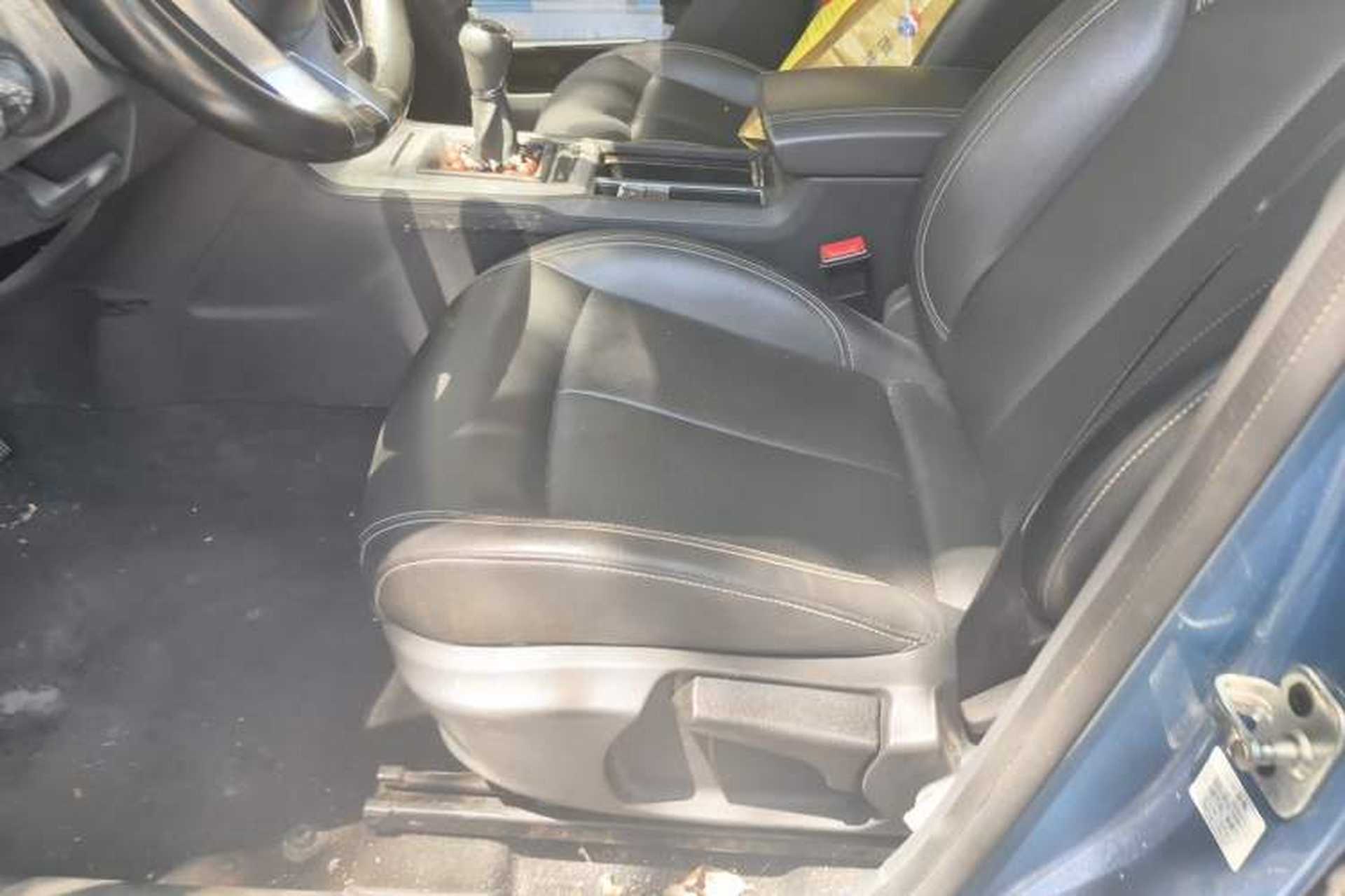 Used Roewe RX5 2018 20T Two-Wheel Drive Manual Internet Smart Edition Left Front Seat