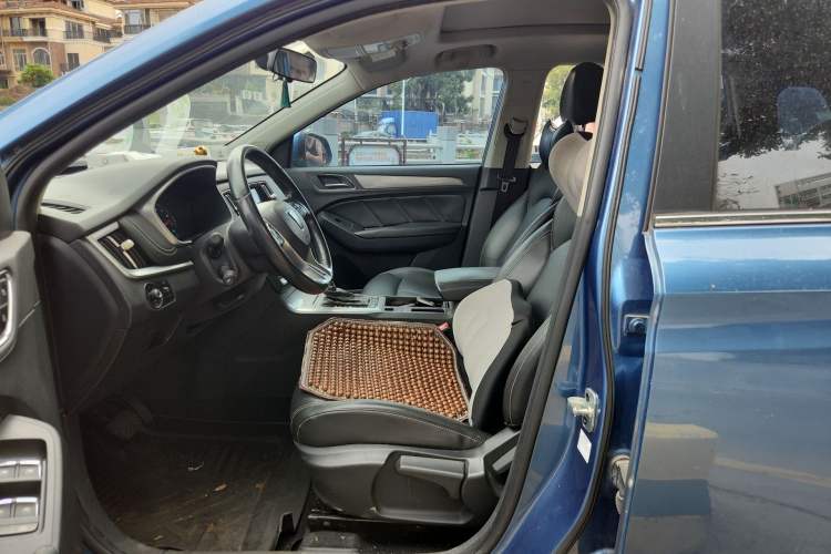 Used Roewe RX5 2018 20T Two-Wheel Drive Automatic Internet Smart Edition Left Front Seat