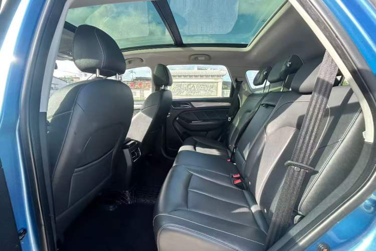 Used Roewe RX5 2018 20T Two-Wheel Drive Automatic Internet Smart Luxury Edition Left Rear Seat