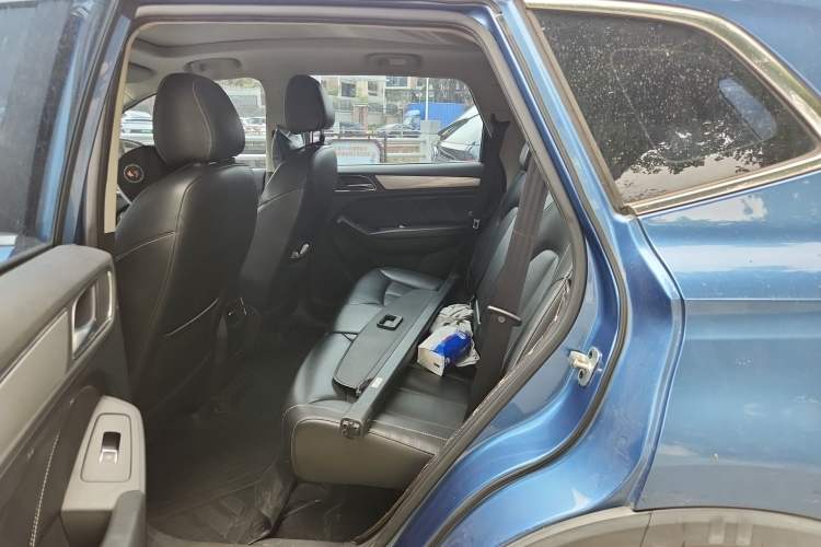 Used Roewe RX5 2018 20T Two-Wheel Drive Automatic Internet Smart Edition Left Rear Seat