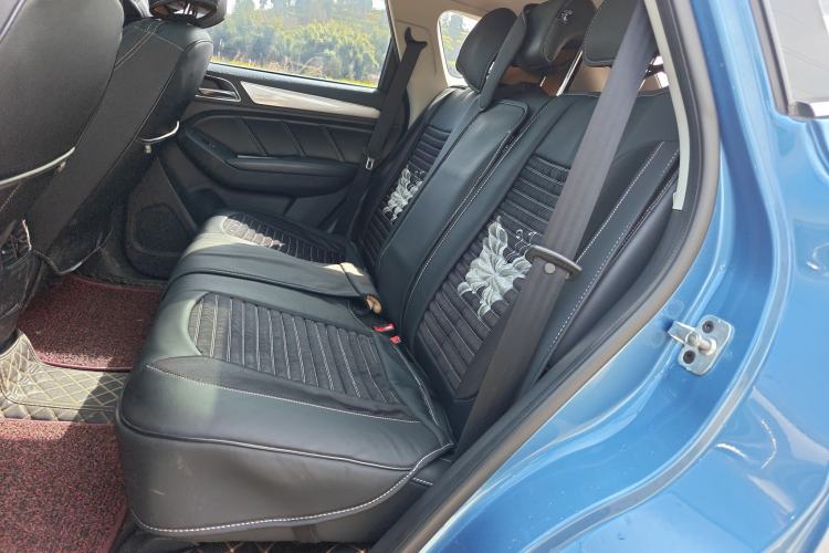 Used Roewe RX5 2018 20T Two-Wheel Drive Manual Internet Elite Edition Left Rear Seat