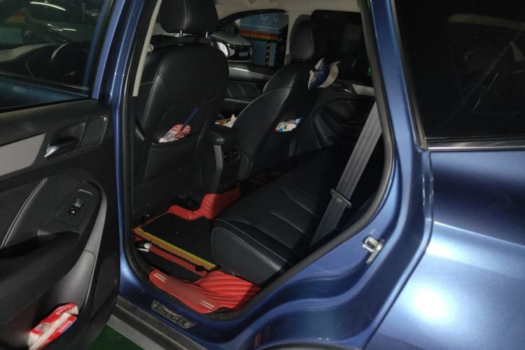 Used Roewe RX5 2018 20T Two-Wheel Drive Automatic Internet Smart Edition Left Rear Seat