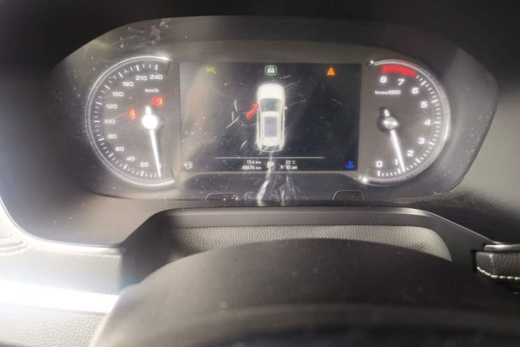 Used Roewe RX5 2018 20T Two-Wheel Drive Automatic Internet Smart Luxury Edition Odometer Close Up