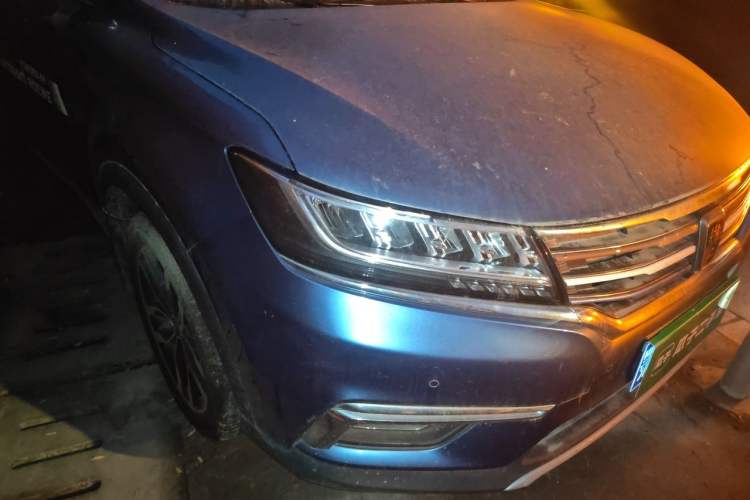 Used Roewe RX5 2018 20T Two-Wheel Drive Automatic Internet Smart Luxury Edition Right Front Headlight