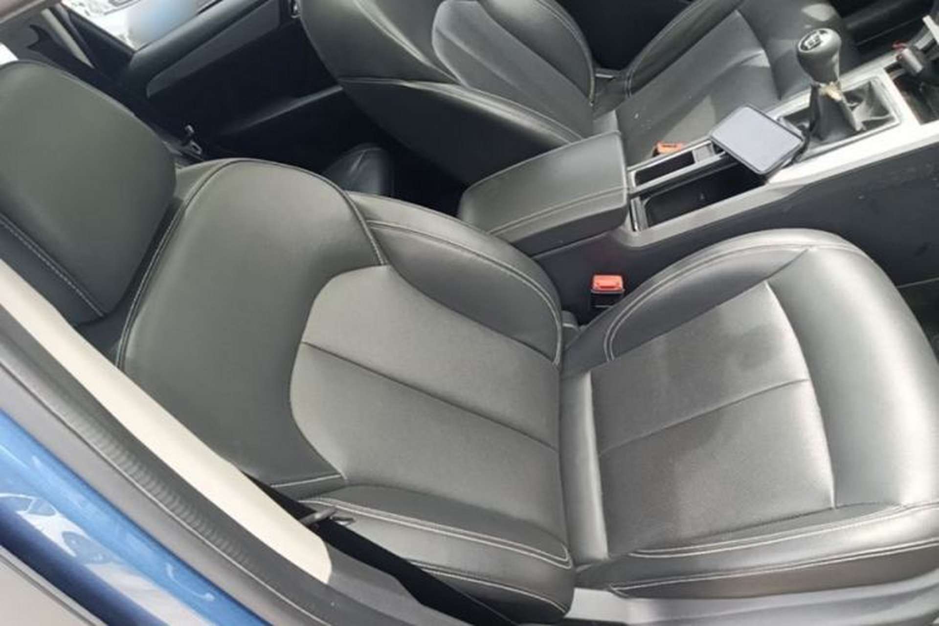 Used Roewe RX5 2018 20T Two-Wheel Drive Manual Flagship Edition Right Front Seat