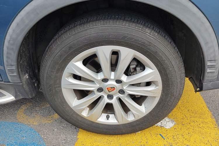 Used Roewe RX5 2018 20T Two-Wheel Drive Automatic Flagship Edition Right Front Wheel Hub