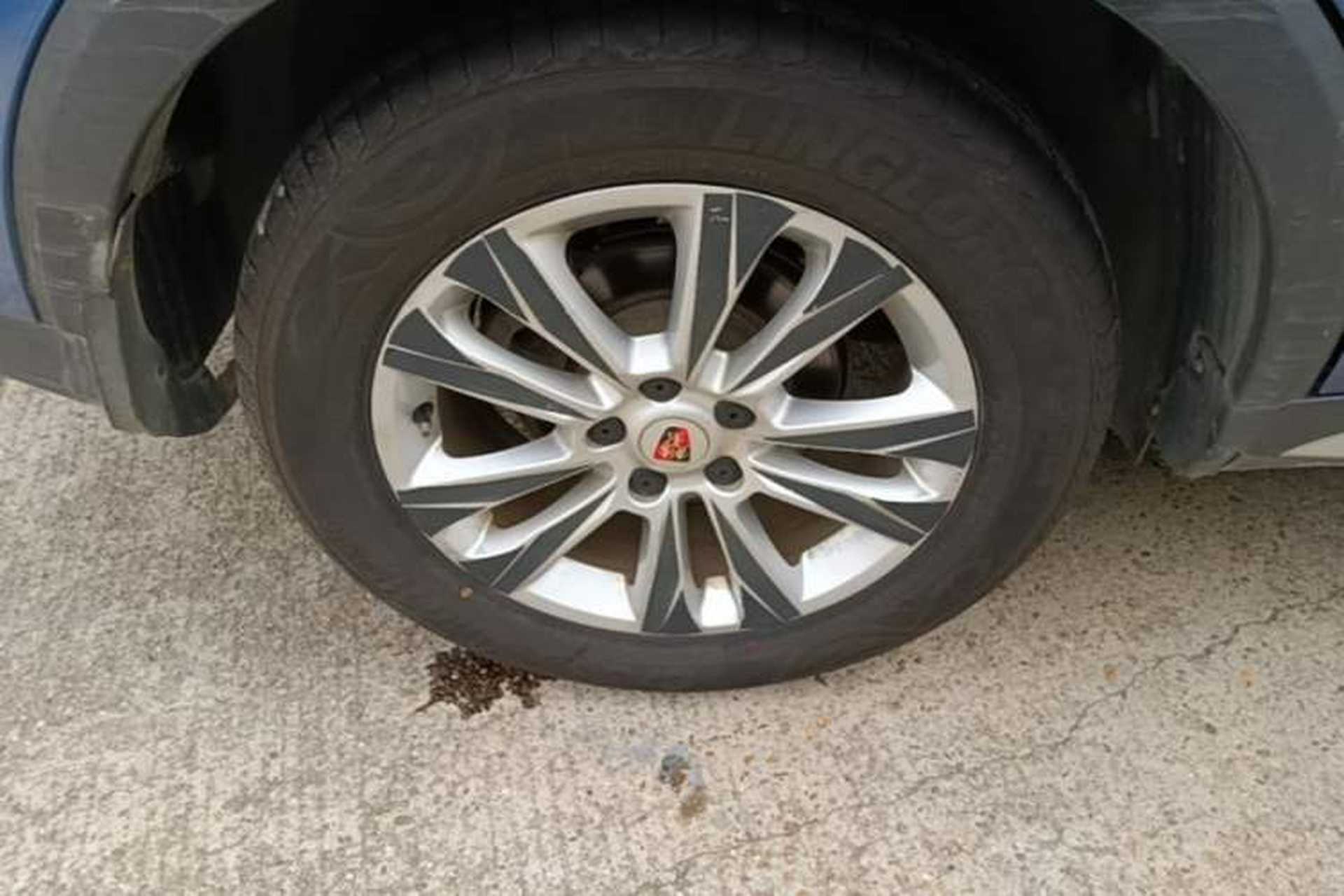 Used Roewe RX5 2018 20T Two-Wheel Drive Manual Flagship Edition Right Rear Wheel Hub