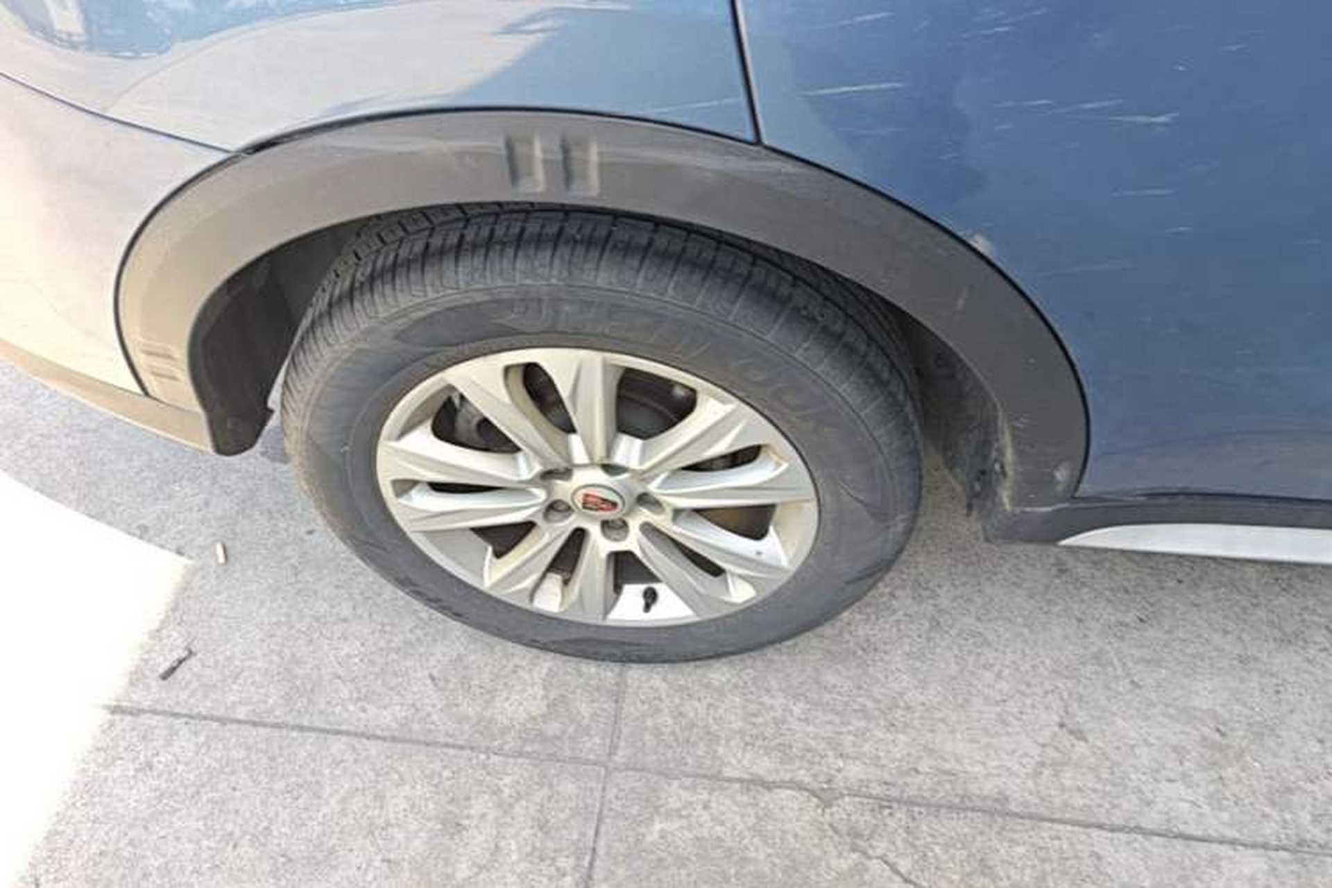 Used Roewe RX5 2018 20T Two-Wheel Drive Automatic Internet Smart Edition Right Rear Wheel Hub