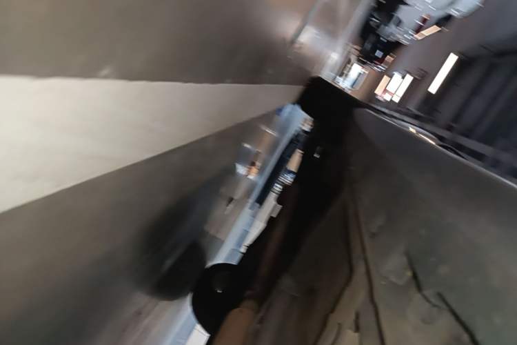 Used Roewe RX5 2018 20T Two-Wheel Drive Automatic Flagship Edition Right Side Sill
