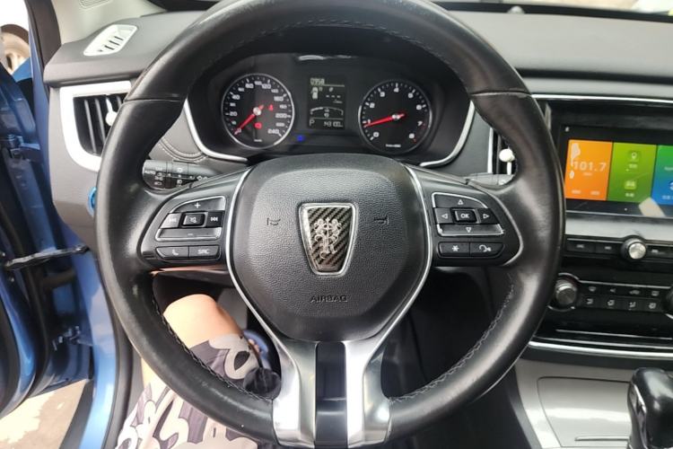 Used Roewe RX5 2018 20T Two-Wheel Drive Automatic Flagship Edition Steering Wheel
