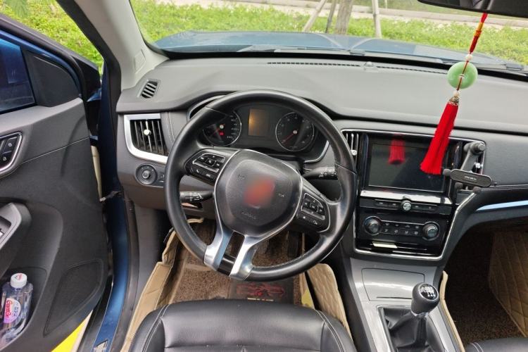 Used Roewe RX5 2018 20T Two-Wheel Drive Manual Flagship Edition Steering Wheel