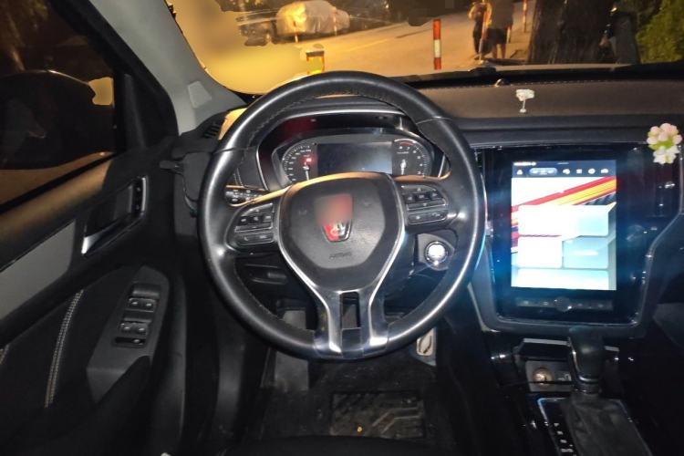 Used Roewe RX5 2018 20T Two-Wheel Drive Automatic Internet Smart Luxury Edition Steering Wheel