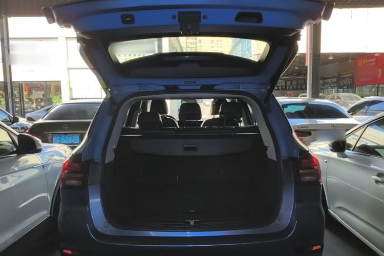 Used Roewe RX5 2018 20T Two-Wheel Drive Automatic Internet Smart Luxury Edition Trunk