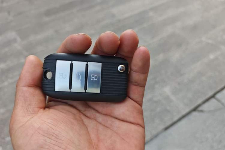 Used Roewe RX5 2018 20T Two-Wheel Drive Automatic Internet Smart Edition Vehicle Key