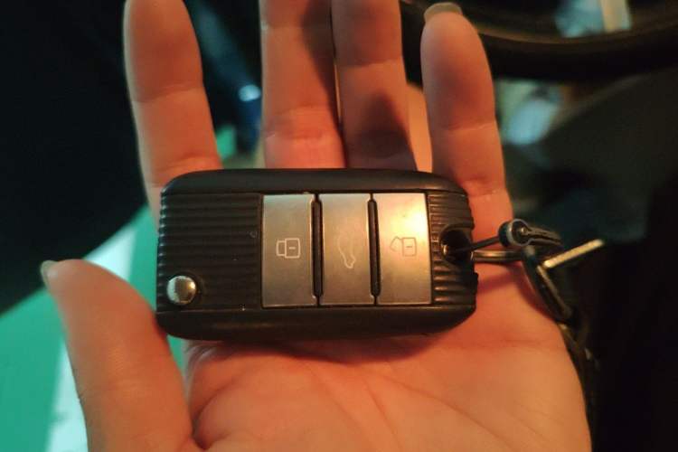 Used Roewe RX5 2018 20T Two-Wheel Drive Automatic Internet Smart Edition Vehicle Key