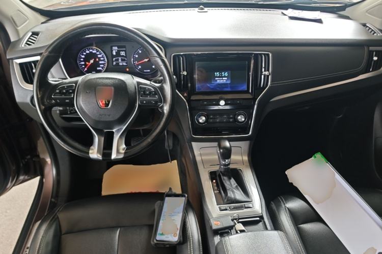 Used Roewe RX5 2018 20T Two-Wheel Drive Automatic Flagship Edition Center Console