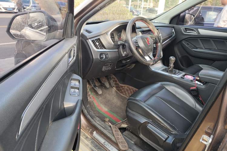 Used Roewe RX5 2018 20T Two-Wheel Drive Manual Flagship Edition Driver Seat