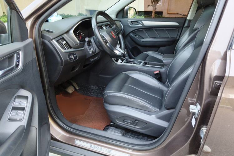 Used Roewe RX5 2018 20T Two-Wheel Drive Automatic Flagship Edition Driver Seat