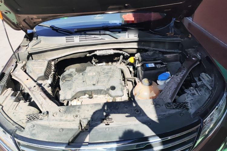 Used Roewe RX5 2018 20T Two-Wheel Drive Automatic Internet Smart Luxury Edition Engine Bay