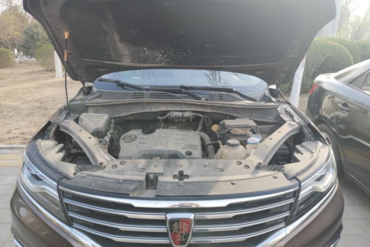 Used Roewe RX5 2018 20T Two-Wheel Drive Manual Flagship Edition Engine Bay