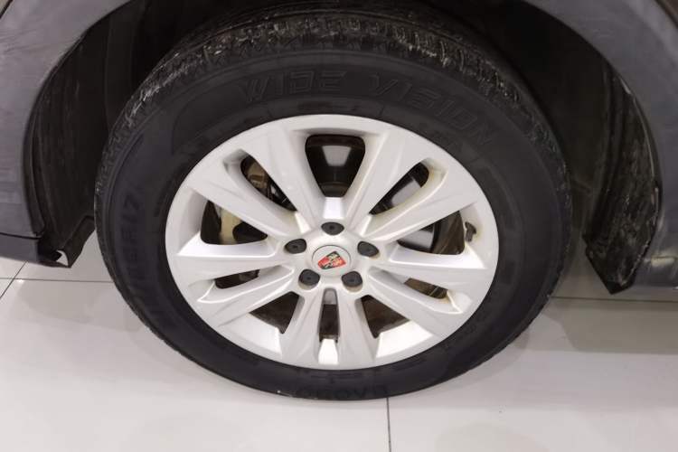 Used Roewe RX5 2018 20T Two-Wheel Drive Automatic Flagship Edition Exterior 4