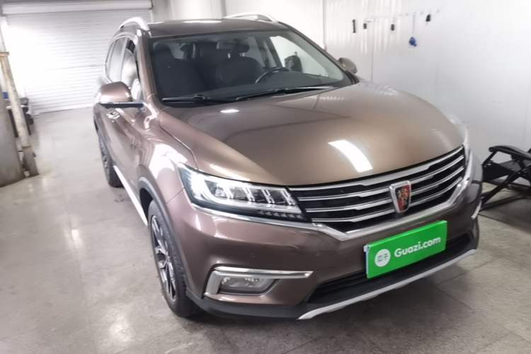 Used Roewe RX5 2018 20T Two-Wheel Drive Automatic Internet Smart Luxury Edition Front Right 45 Deg