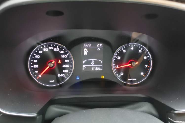 Used Roewe RX5 2018 20T Two-Wheel Drive Automatic Internet Smart Edition Instrument Cluster