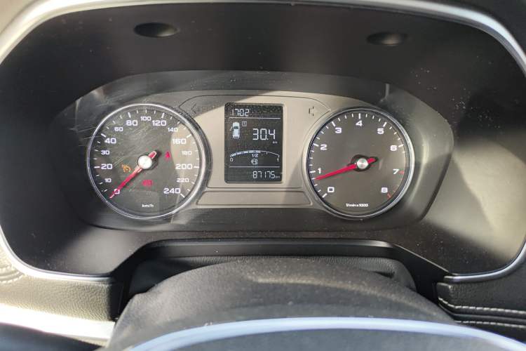 Used Roewe RX5 2018 20T Two-Wheel Drive Manual Flagship Edition Instrument Cluster