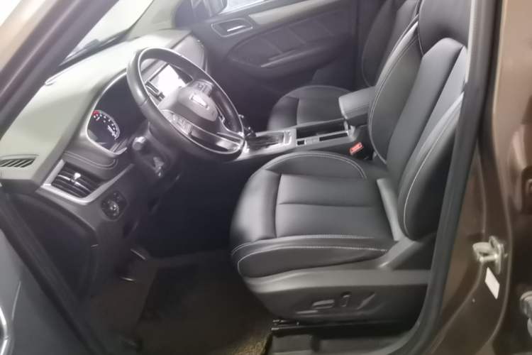 Used Roewe RX5 2018 20T Two-Wheel Drive Automatic Internet Smart Luxury Edition Left Front Seat