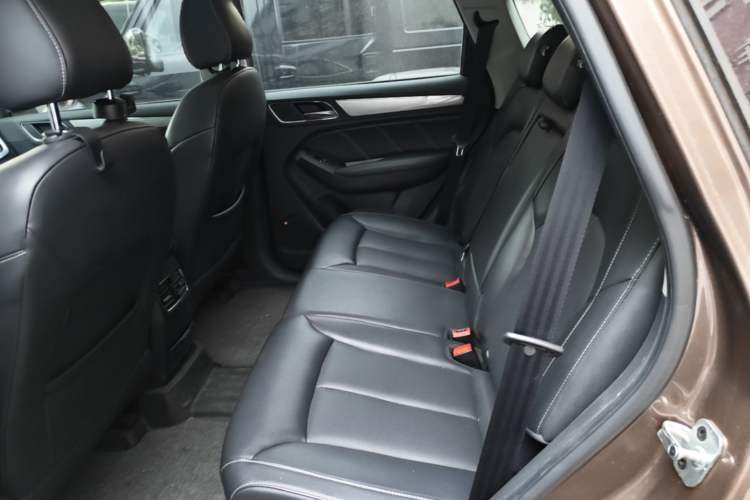 Used Roewe RX5 2018 20T Two-Wheel Drive Automatic Internet Smart Edition Left Rear Seat