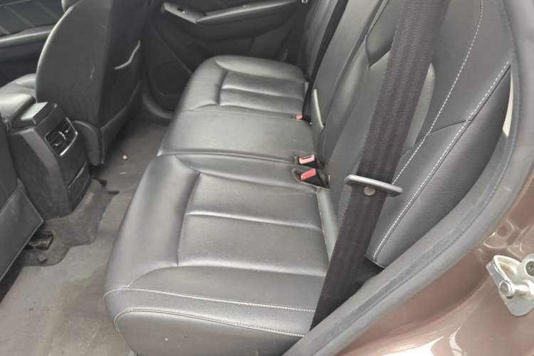 Used Roewe RX5 2018 20T Two-Wheel Drive Manual Internet Elite Edition Left Rear Seat