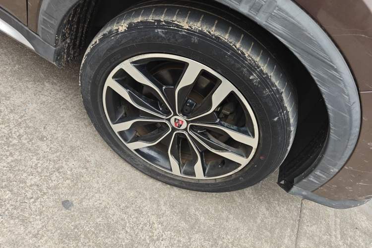 Used Roewe RX5 2018 20T Two-Wheel Drive Manual Internet Elite Edition Right Front Wheel Hub