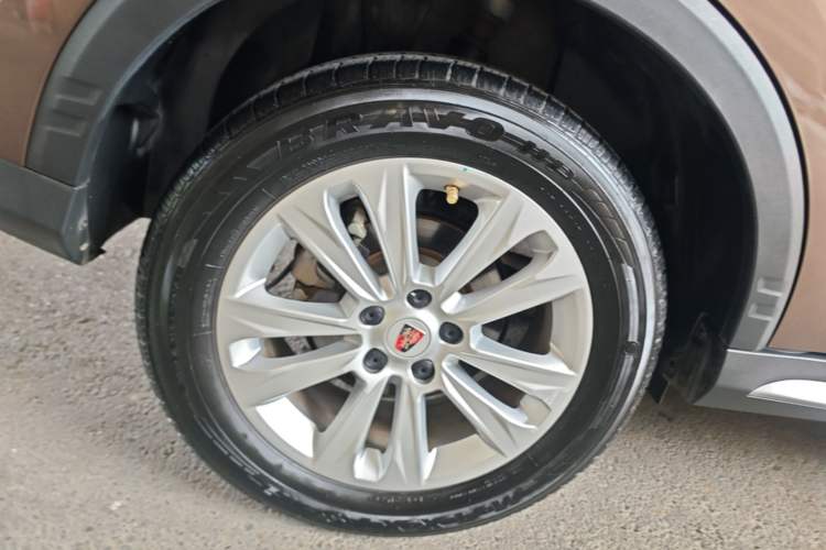 Used Roewe RX5 2018 20T Two-Wheel Drive Automatic Flagship Edition Right Rear Wheel Hub