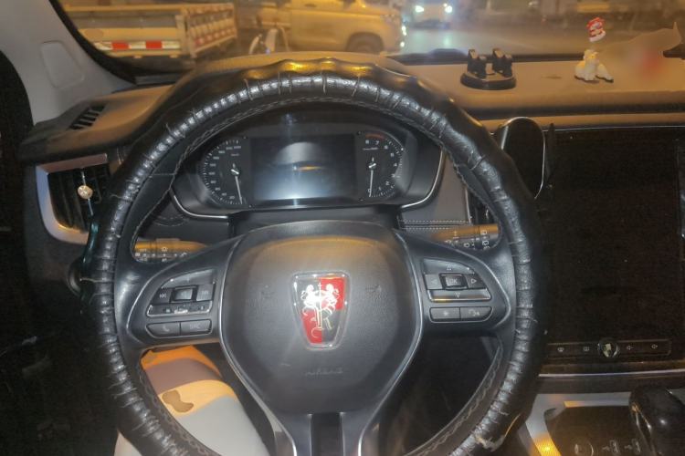 Used Roewe RX5 2018 20T Two-Wheel Drive Automatic Internet Smart Luxury Edition Steering Wheel