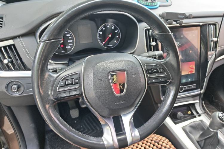 Used Roewe RX5 2018 20T Two-Wheel Drive Manual Internet Smart Edition Steering Wheel