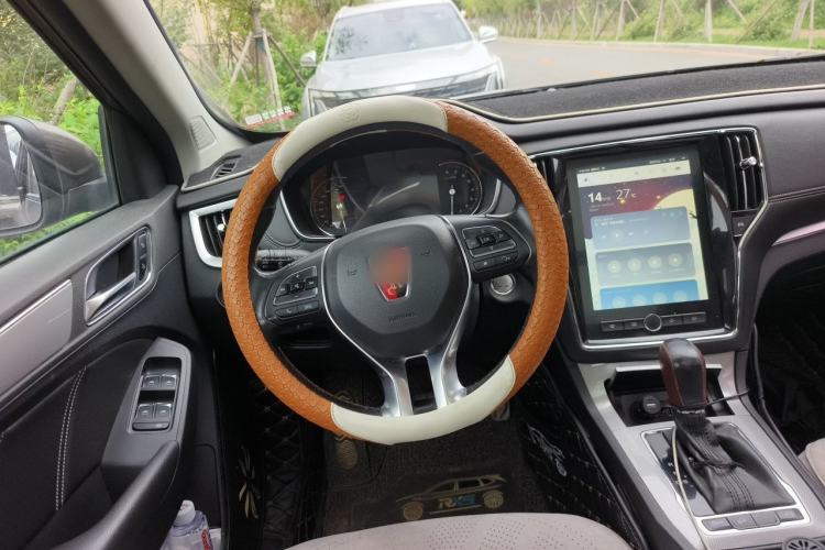 Used Roewe RX5 2018 20T Two-Wheel Drive Automatic Internet Smart Luxury Edition Steering Wheel