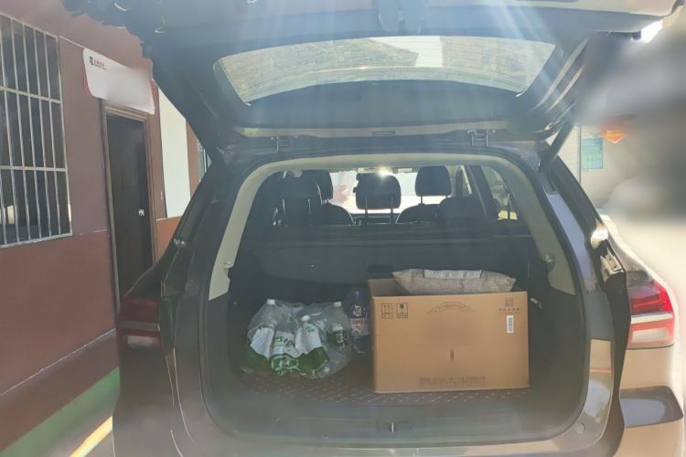 Used Roewe RX5 2018 20T Two-Wheel Drive Automatic Internet Smart Luxury Edition Trunk