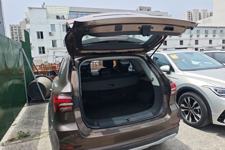 Used Roewe RX5 2018 20T Two-Wheel Drive Automatic Flagship Edition Trunk