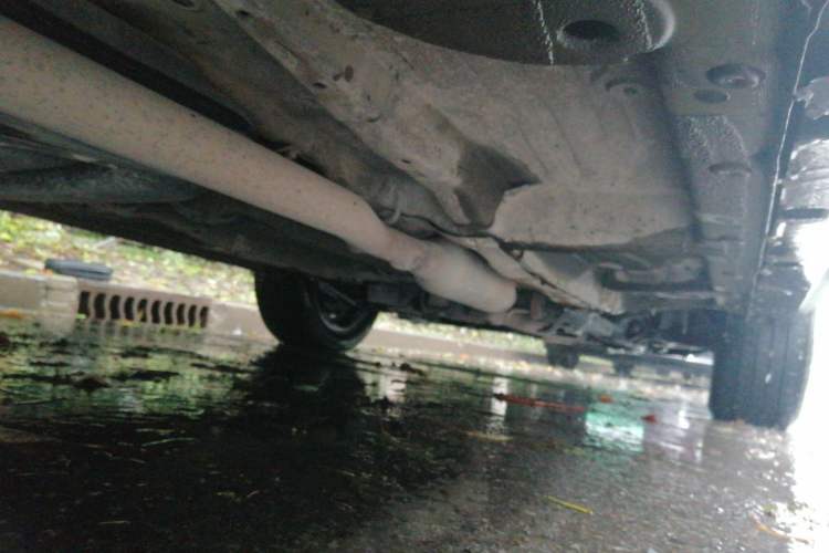 Used Roewe RX5 2018 20T Two-Wheel Drive Automatic Internet Smart Edition Chassis Rear Right
