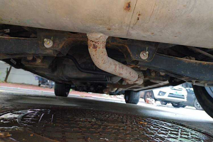 Used Roewe RX5 2018 20T Two-Wheel Drive Manual Internet Elite Edition Chassis Rear