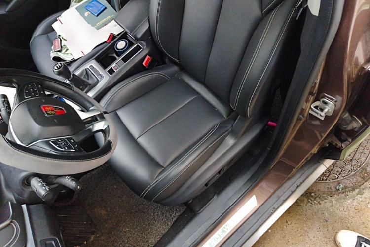 Used Roewe RX5 2018 20T Two-Wheel Drive Manual Internet Elite Edition Left Front Seat