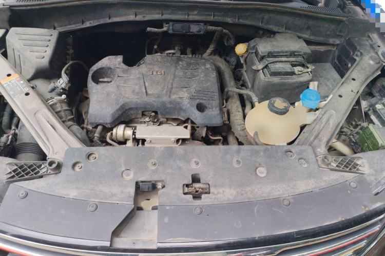 Used Roewe RX5 2018 20T Two-Wheel Drive Manual Flagship Edition Engine Bay