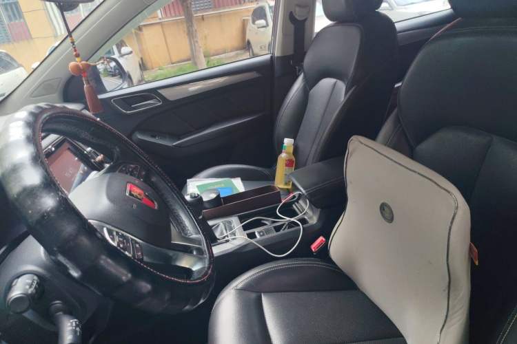Used Roewe RX5 2018 20T Two-Wheel Drive Manual Flagship Edition Left Front Seat