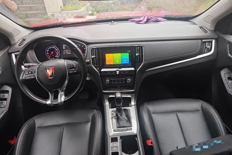 Used Roewe RX5 2018 20T Two-Wheel Drive Automatic Flagship Edition Center Console