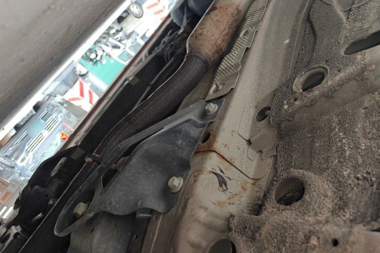 Used Roewe RX5 2018 20T Two-Wheel Drive Automatic Internet Smart Edition Chassis Front Right
